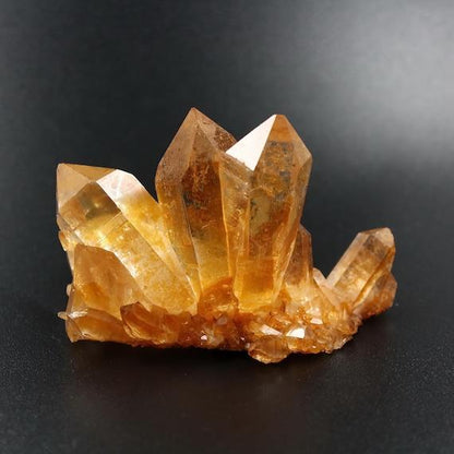 Huangta Crystal Clan – Natural Crystal Collection